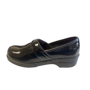 Duck Head Lil Becky Black Patent Slip-Ons - 1 M
